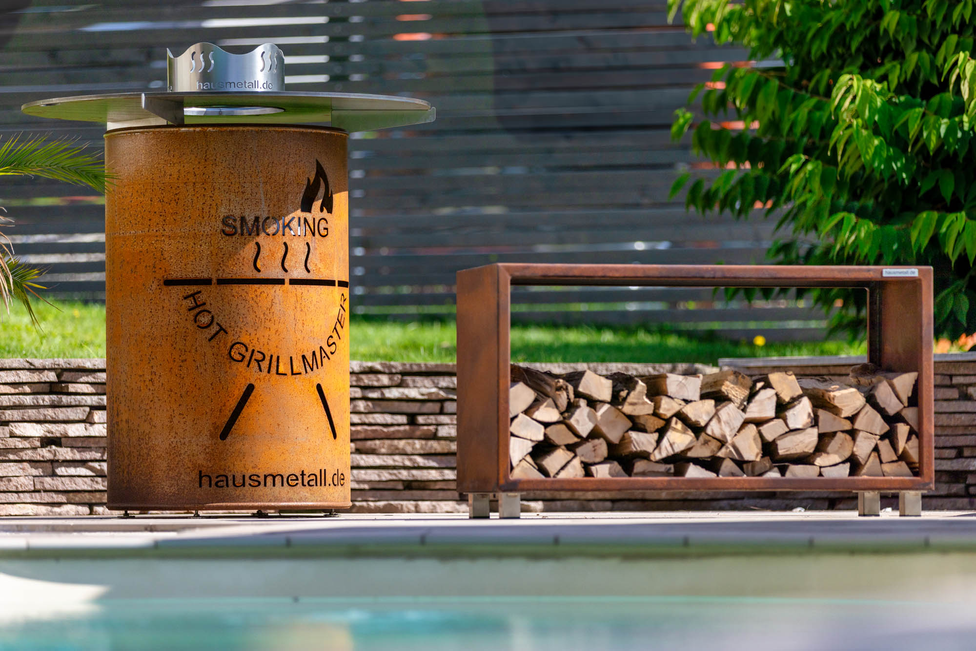 Planchagrill aus Cortenstahl mit Edelrost SMOKING HOT GRILLMASTER