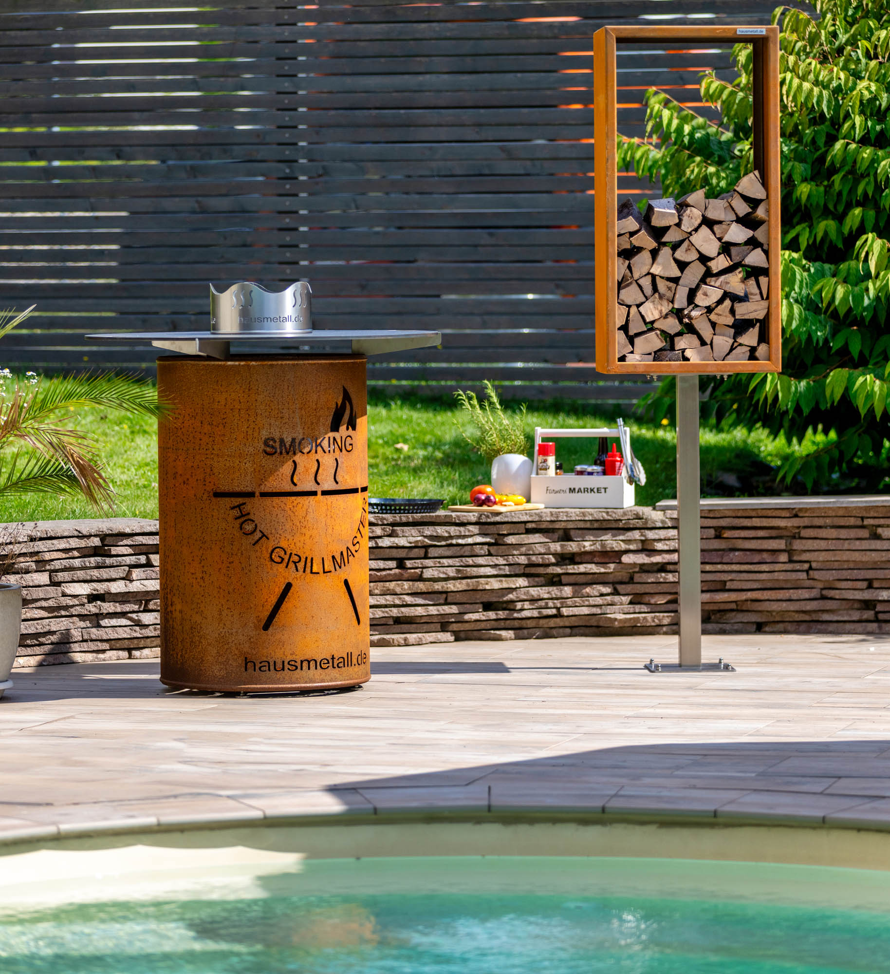 Planchagrill aus Cortenstahl mit Edelrost SMOKING HOT GRILLMASTER